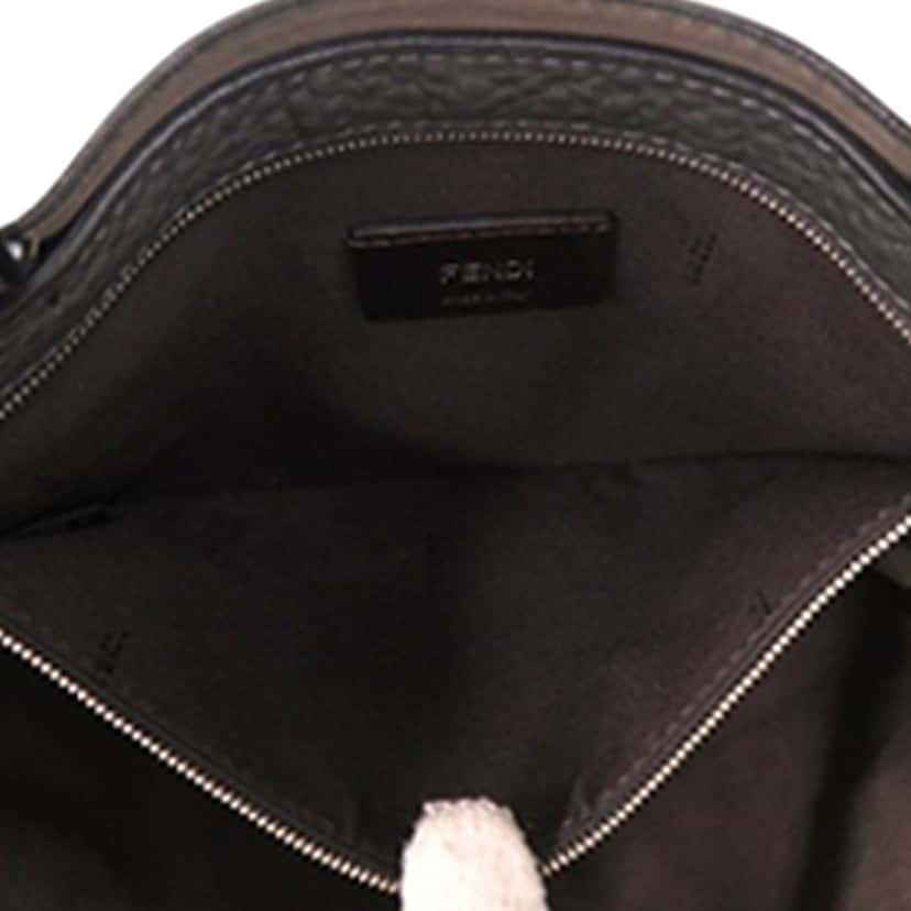 Fendi Leather Roma Flat Tote Other Leather Very good condition - Model View