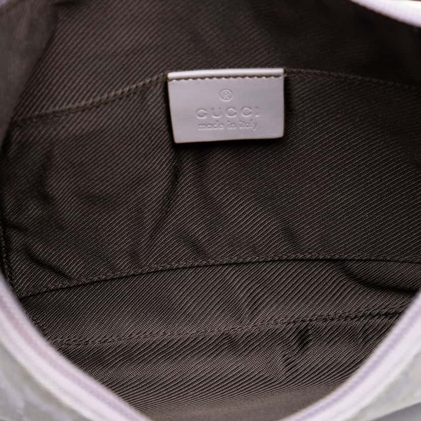 Gucci GG Canvas Shoulder Bag Purple Very good condition - Model View