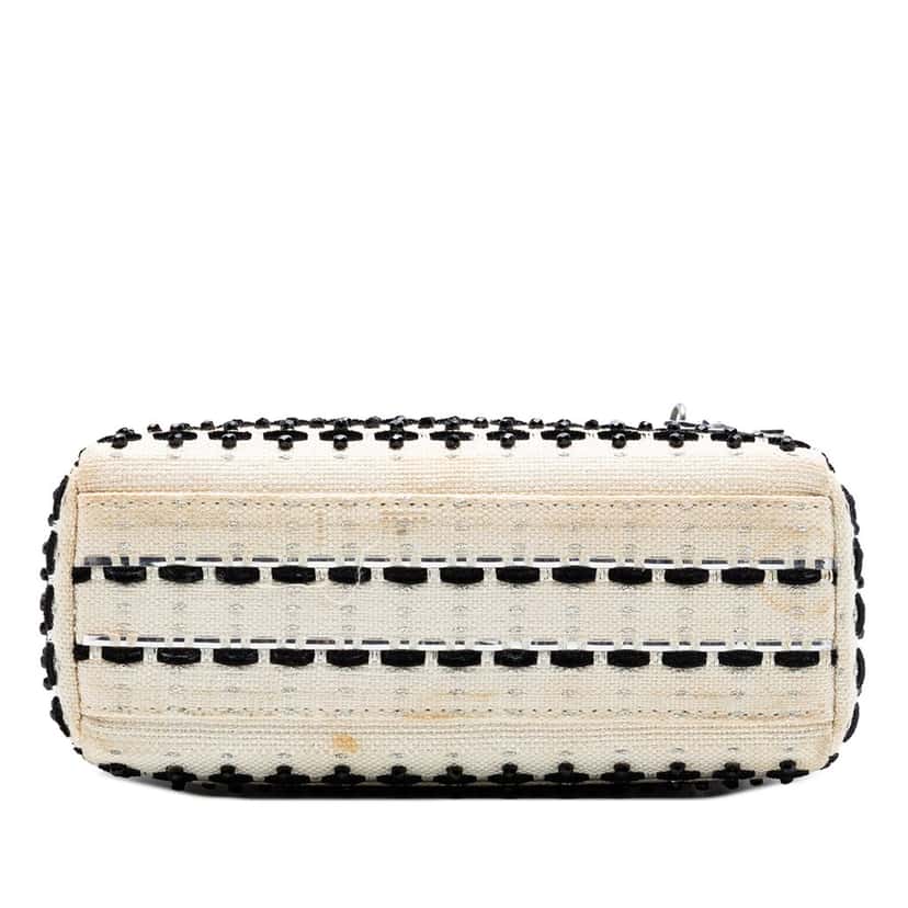 Dior Mini Canvas Bead and Sequin Embellished Lady Dior White Very good condition - Inside View
