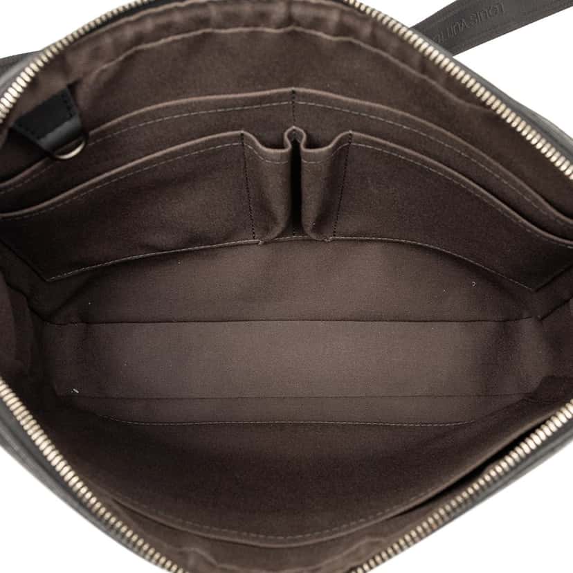 Louis Vuitton Damier Infini Calypso MM Black Leather Very good condition - Model View