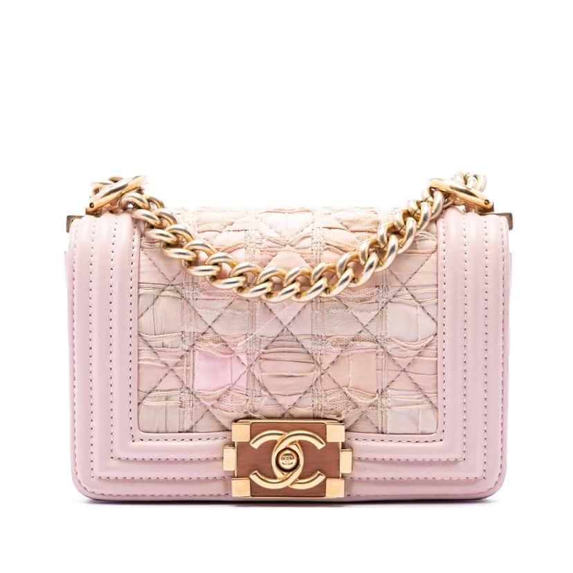Chanel Mini Quilted Tweed and Lambskin Boy Flap Pink Very good condition - Front View