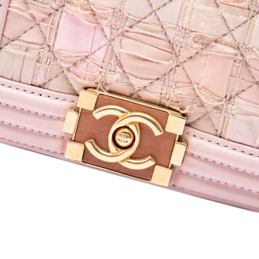 Chanel Mini Quilted Tweed and Lambskin Boy Flap Pink Very good condition - Box View