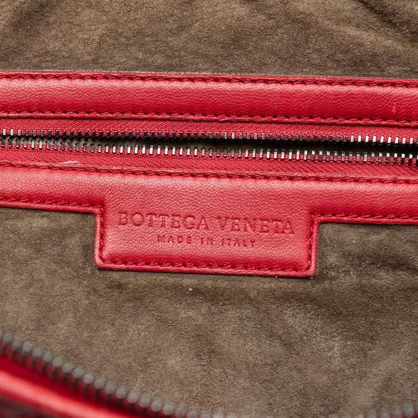 Bottega Veneta Nappa Intrecciato Nodini Crossbody Red Leather Very good condition - Box View