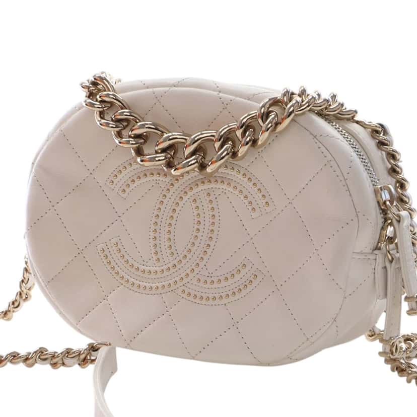 Chanel CC Quilted Studded Lambskin Round Camera Bag White Leather Very good condition - Inside View