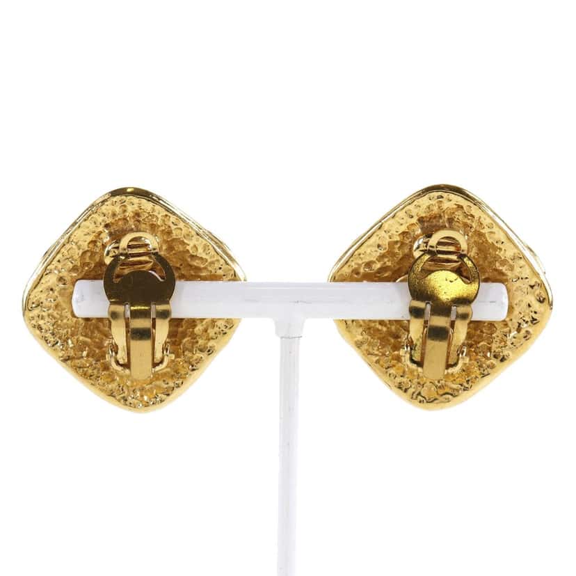 Chanel CC Gold Plated Diamond Shape Clip On Earrings Gold Metal Very good condition - Back View