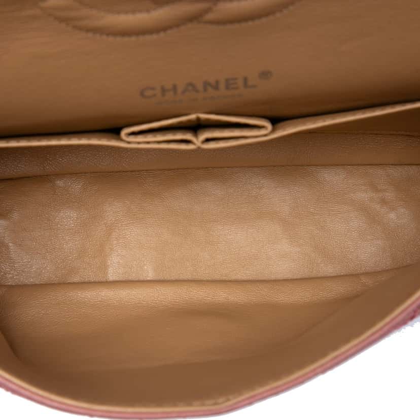 Chanel Medium Classic Washed Lambskin Bijoux Chain Double Flap Pink Leather Very good condition - Model View
