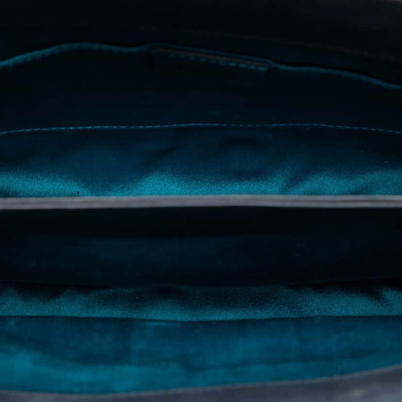 Gucci Small Suede Web Ophidia Chain Crossbody Black Leather Very good condition - Model View