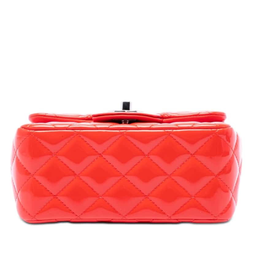 Chanel Mini Square Classic Patent Single Flap Red Leather Very good condition - Inside View