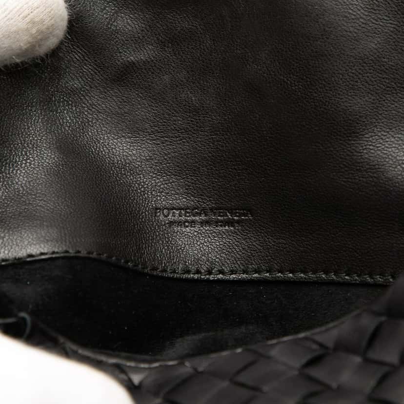 Bottega Veneta Intrecciato Flap Pouch Black Leather Very good condition - Box View