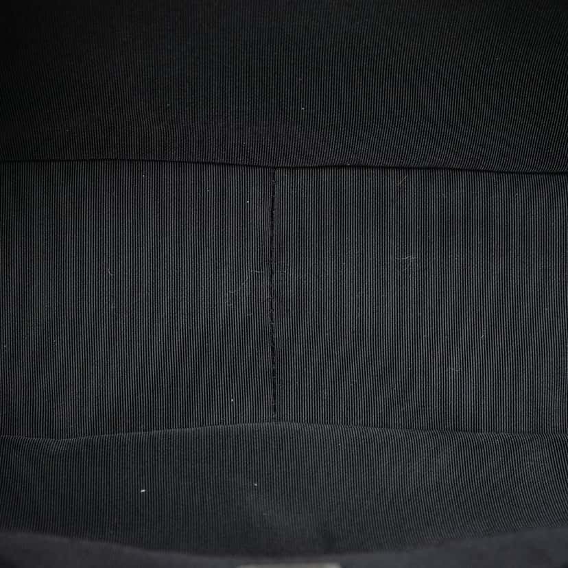 Chanel Large Cotton Check 19 Flap Pink Very good condition - Model View