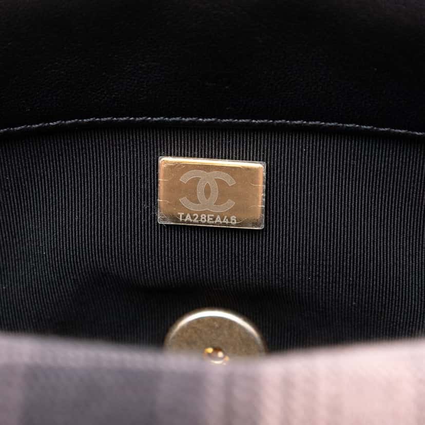 Chanel Large Cotton Check 19 Flap Pink Very good condition - Box View