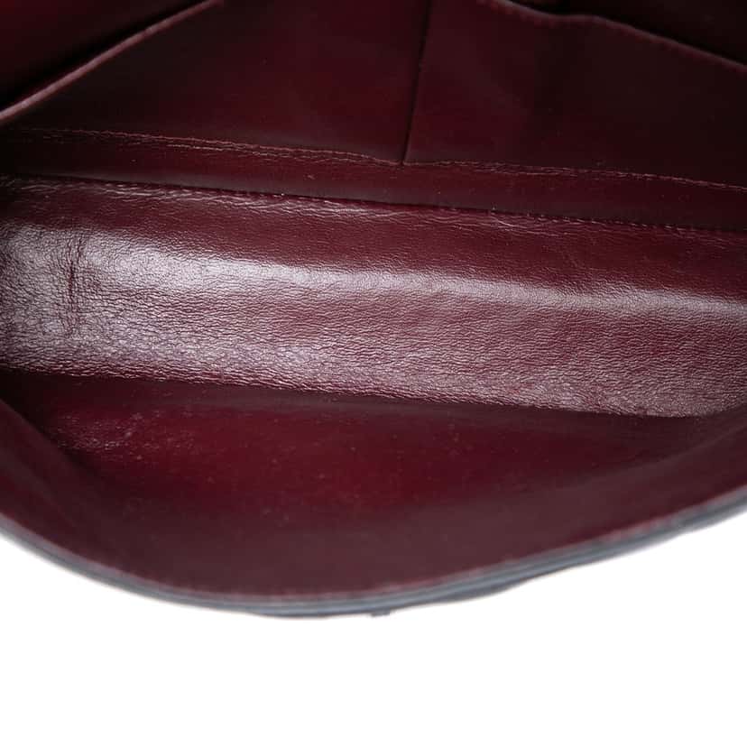 Chanel Medium Classic Lambskin Double Flap Black Leather Very good condition - Model View
