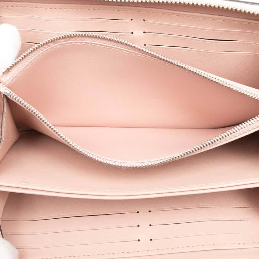 Louis Vuitton Monogram Mahina Zippy Wallet Pink Leather Very good condition - Model View