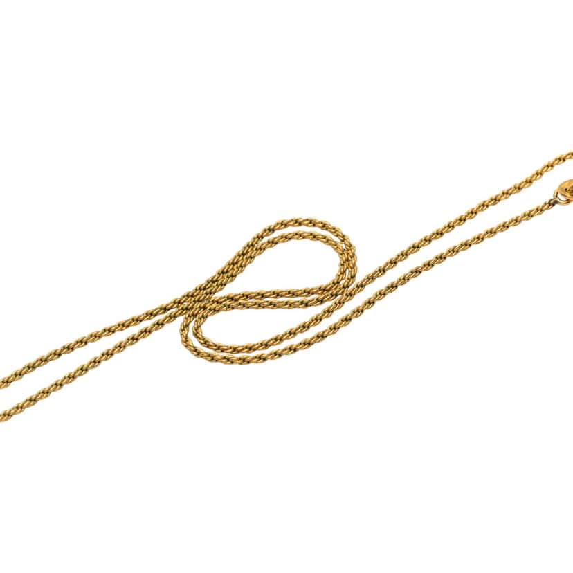 Chanel CC Gold Plated Round Pendant Necklace Gold Metal Very good condition - Model View