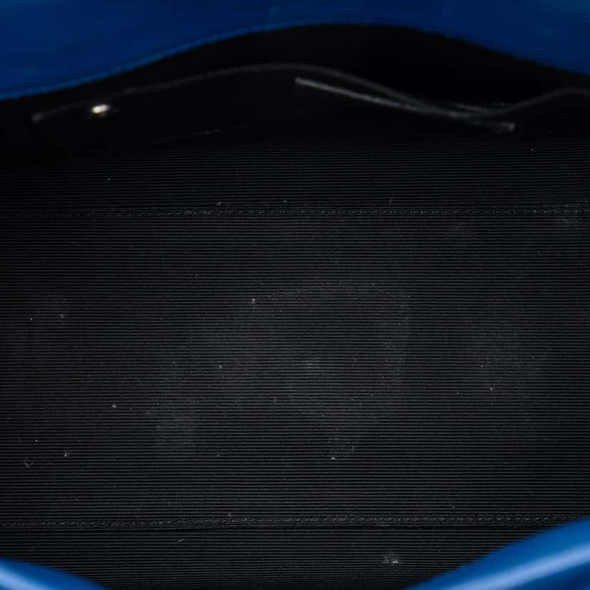 Saint Laurent Baby Leather Sac De Jour Satchel Blue Leather Very good condition - Model View