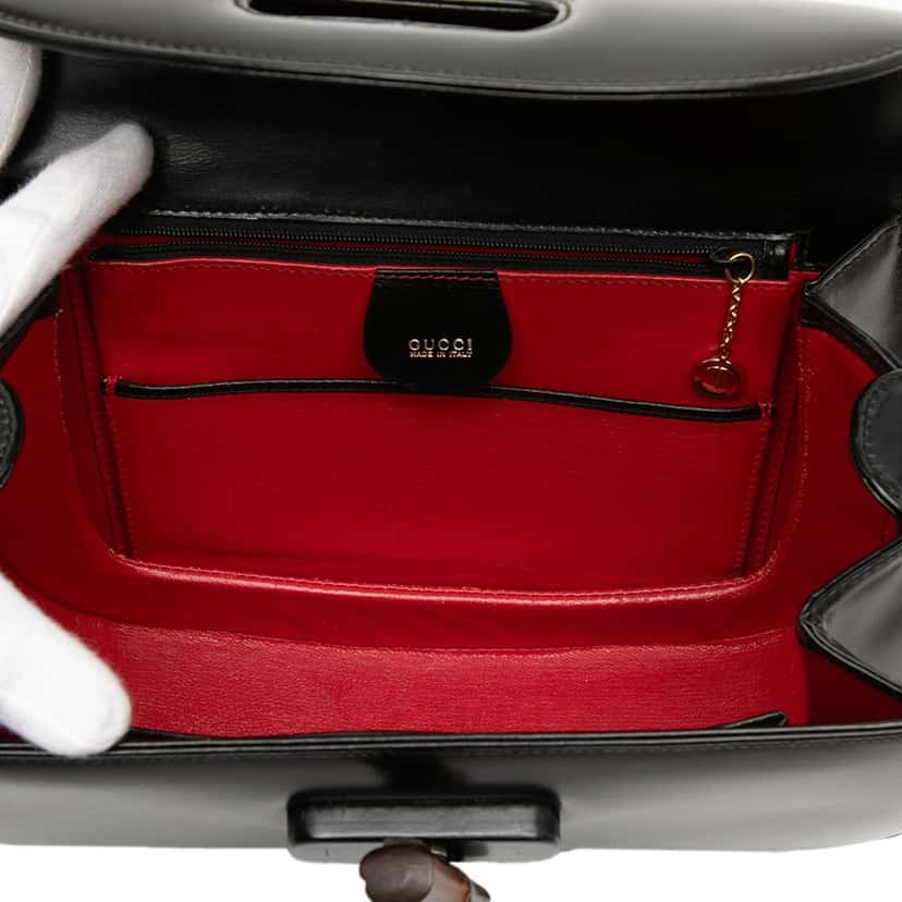 Gucci Calfskin Bamboo Night Black Leather Very good condition - Model View