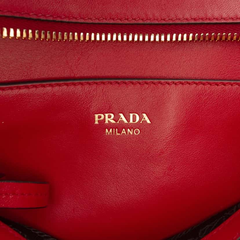 Prada Soft Calf Trimmed Saffiano Lux Zip Convertible Tote Red Leather Very good condition - Box View