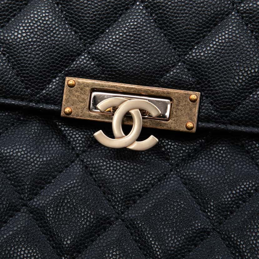 Chanel Large Quilted Caviar Golden Class O Case Clutch Black Leather Very good condition - Box View