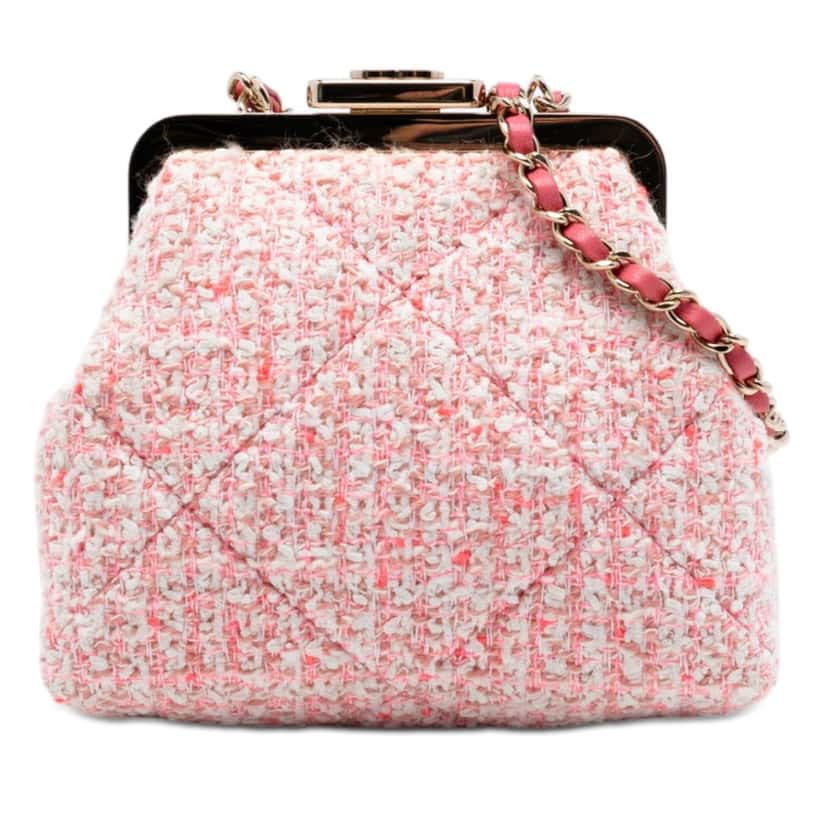 Chanel Quilted Tweed Kisslock Clutch With Chain Pink Very good condition - Front View