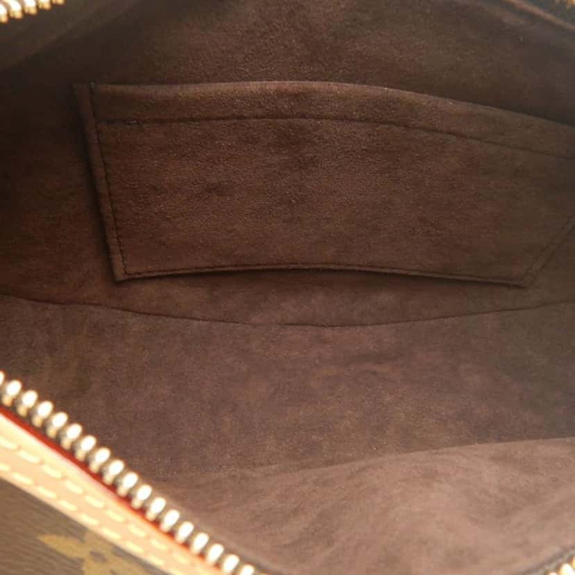 Louis Vuitton Monogram Looping Brown Very good condition - Model View