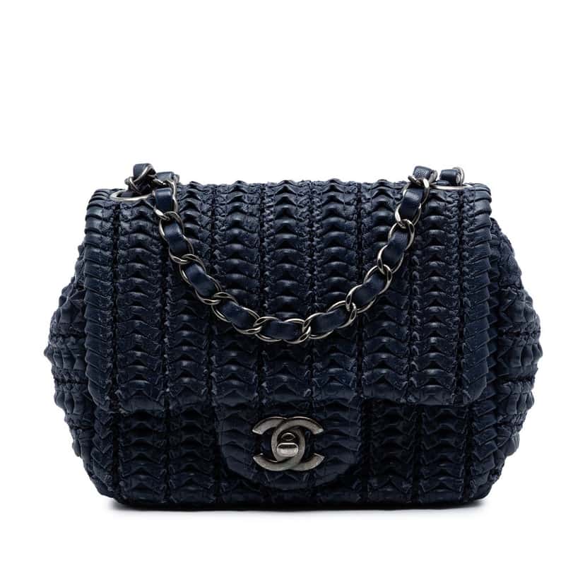 Chanel Paris Seoul Mini Crochet Lambskin Single Flap Blue Leather Very good condition - Front View