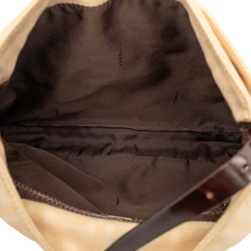 Fendi Zucca Canvas Shoulder Bag Brown Very good condition - Model View