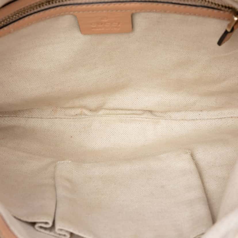 Gucci GG Canvas Lovely Crossbody Brown Very good condition - Model View