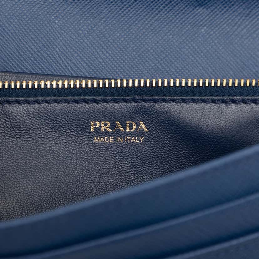 Prada Saffiano Wallet On Chain Blue Leather Very good condition - Box View
