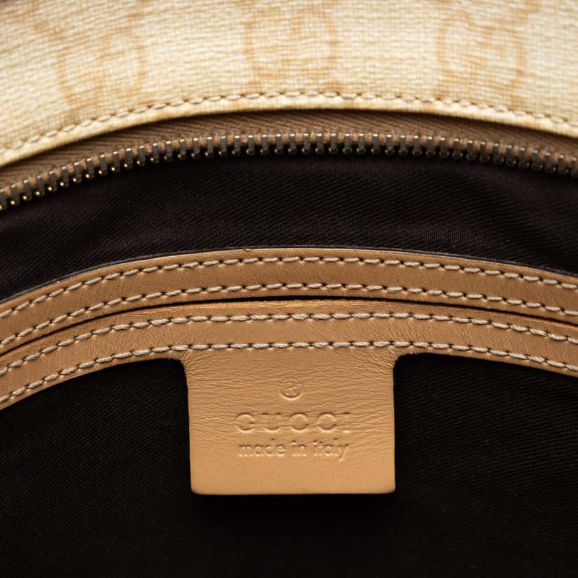 Gucci GG Supreme Crossbody White Very good condition - Box View