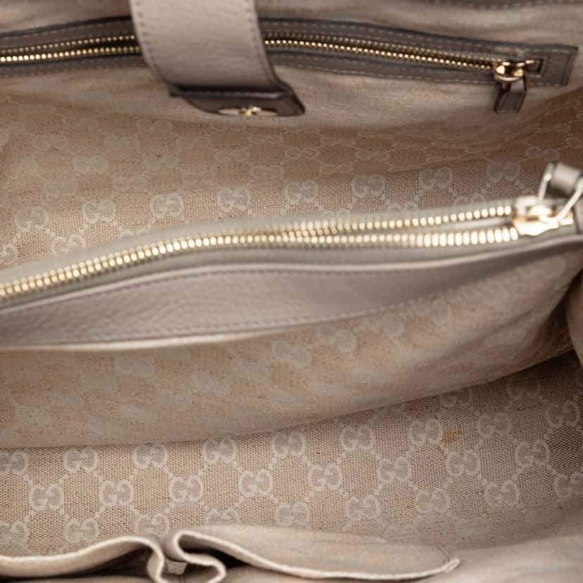 Gucci Calfskin Bamboo Diana Tote Brown Leather Very good condition - Model View