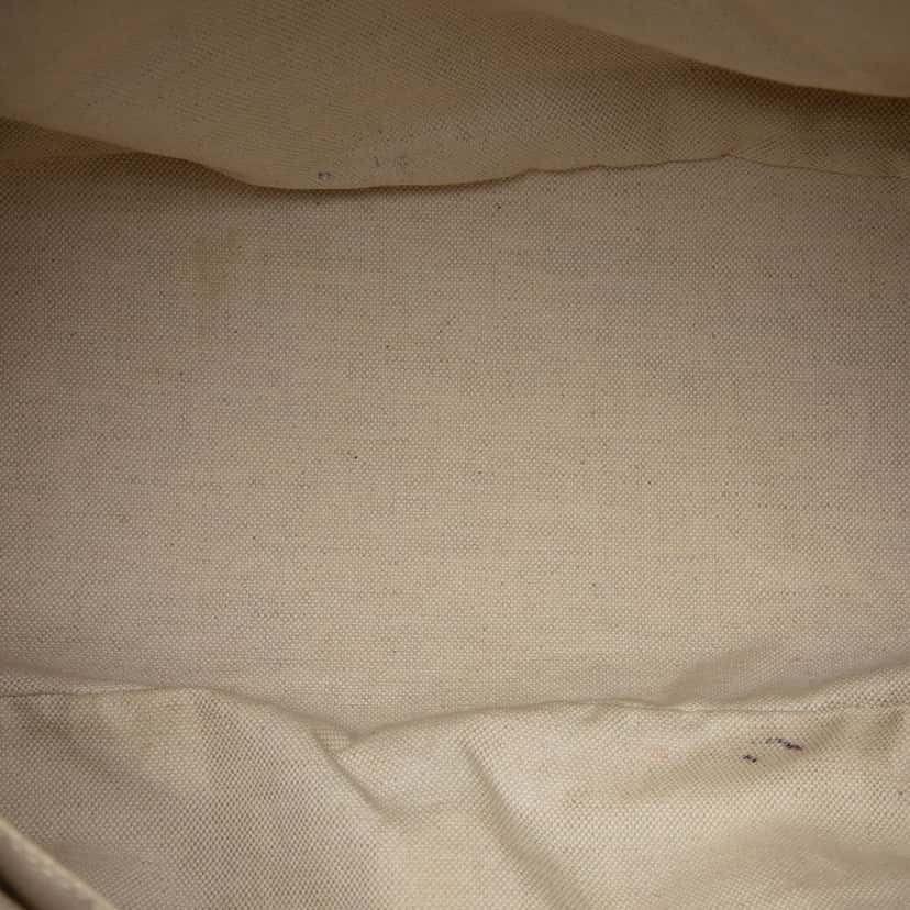 Gucci GG Canvas Sukey Satchel Beige Very good condition - Model View