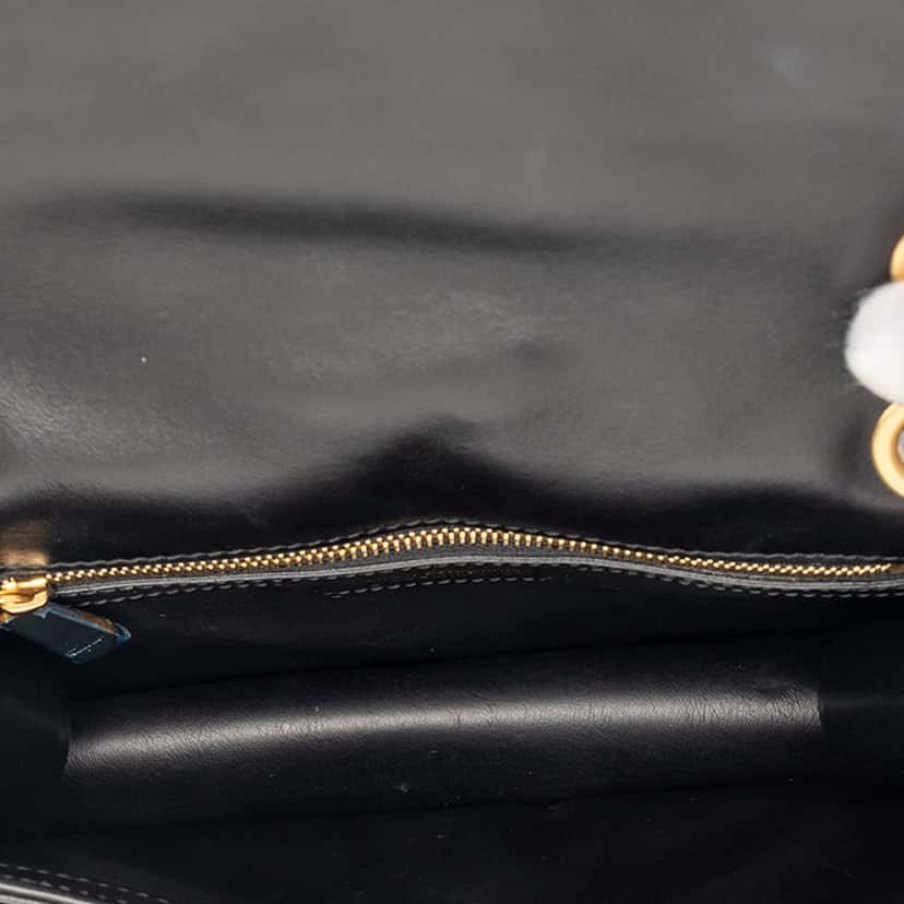 Ferragamo Quilted Leather Gancini Flap Shoulder Bag Black Leather Very good condition - Model View