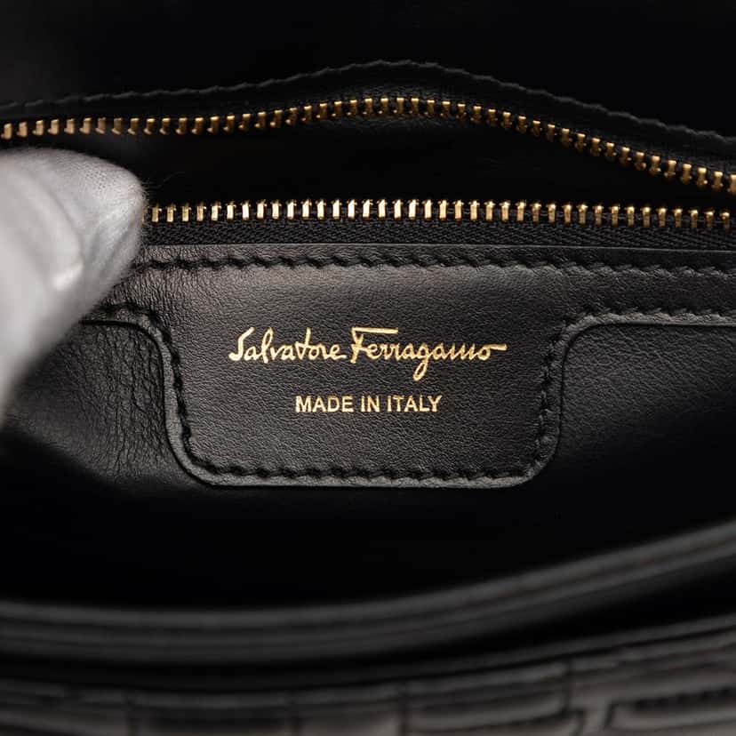 Ferragamo Quilted Leather Gancini Flap Shoulder Bag Black Leather Very good condition - Box View