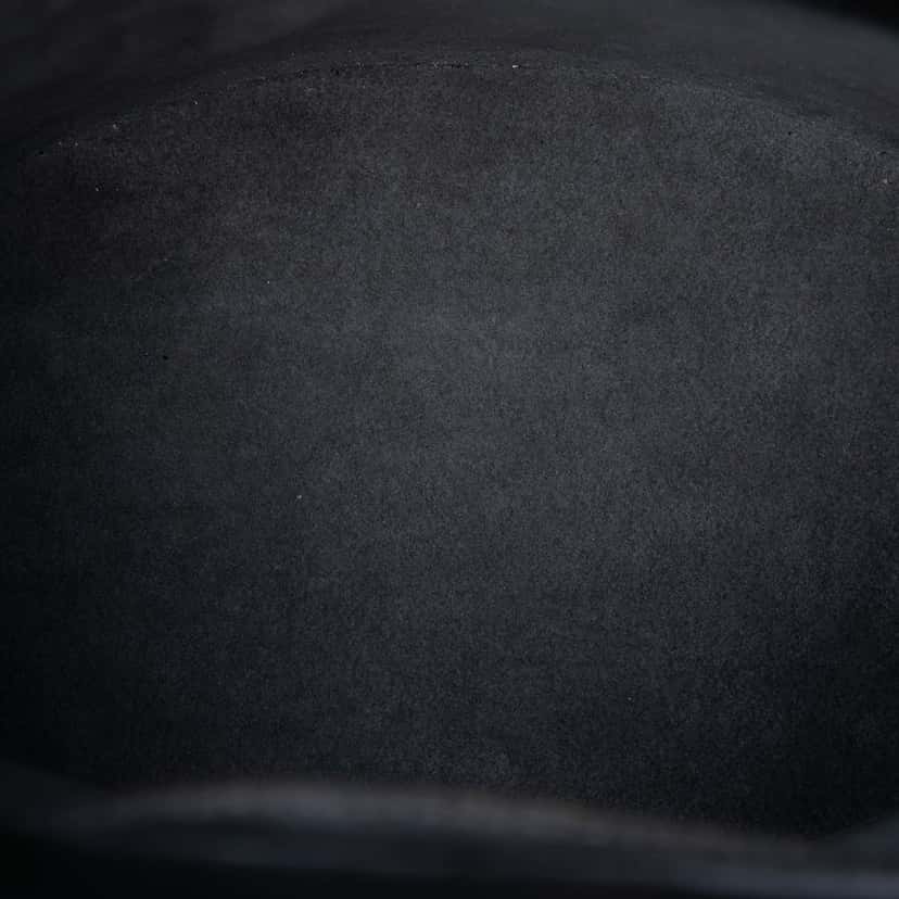 Louis Vuitton Epi Cluny Black Leather Very good condition - Model View