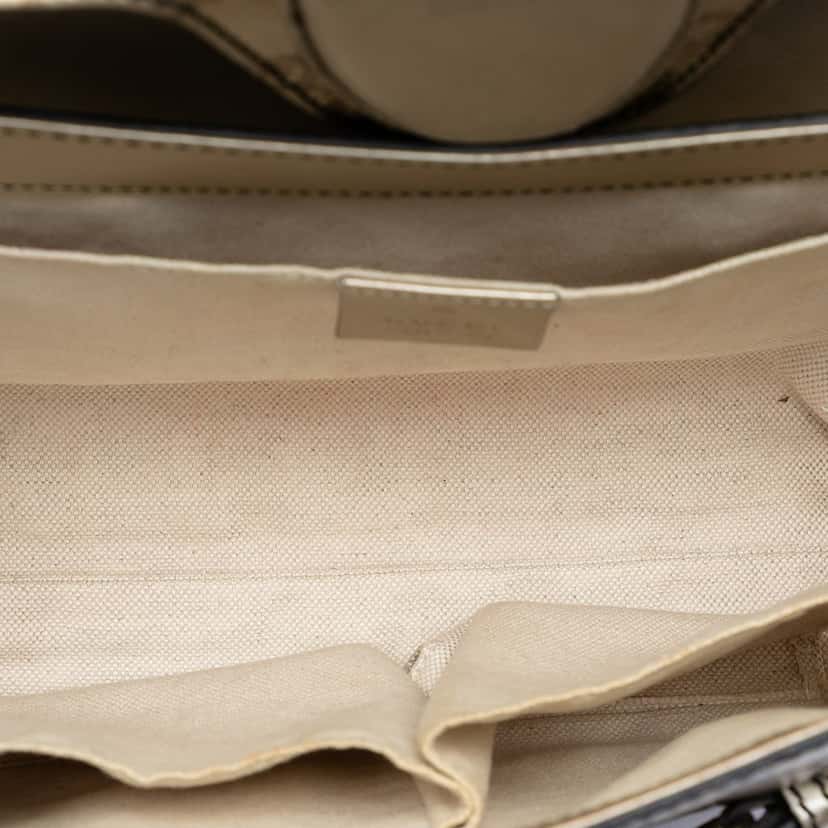 Gucci Medium Guccissima Emily Shoulder Bag Gold Leather Very good condition - Model View