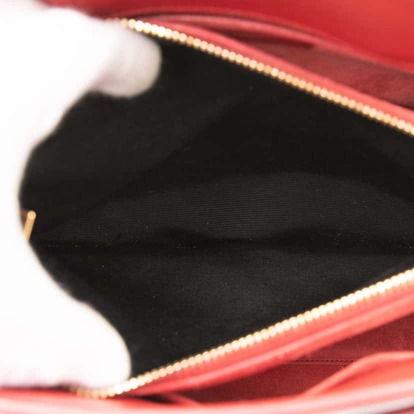 Saint Laurent Small Leather Sac De Jour Satchel Red Leather Very good condition - Model View