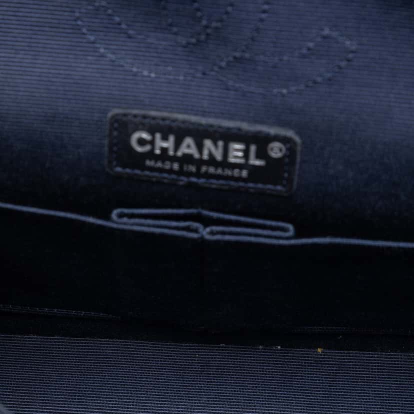 Chanel Medium Classic Printed Grosgrain Double Flap Blue Very good condition - Model View