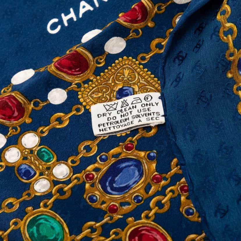 Chanel Gripoix Silk Scarf Blue Very good condition - Model View