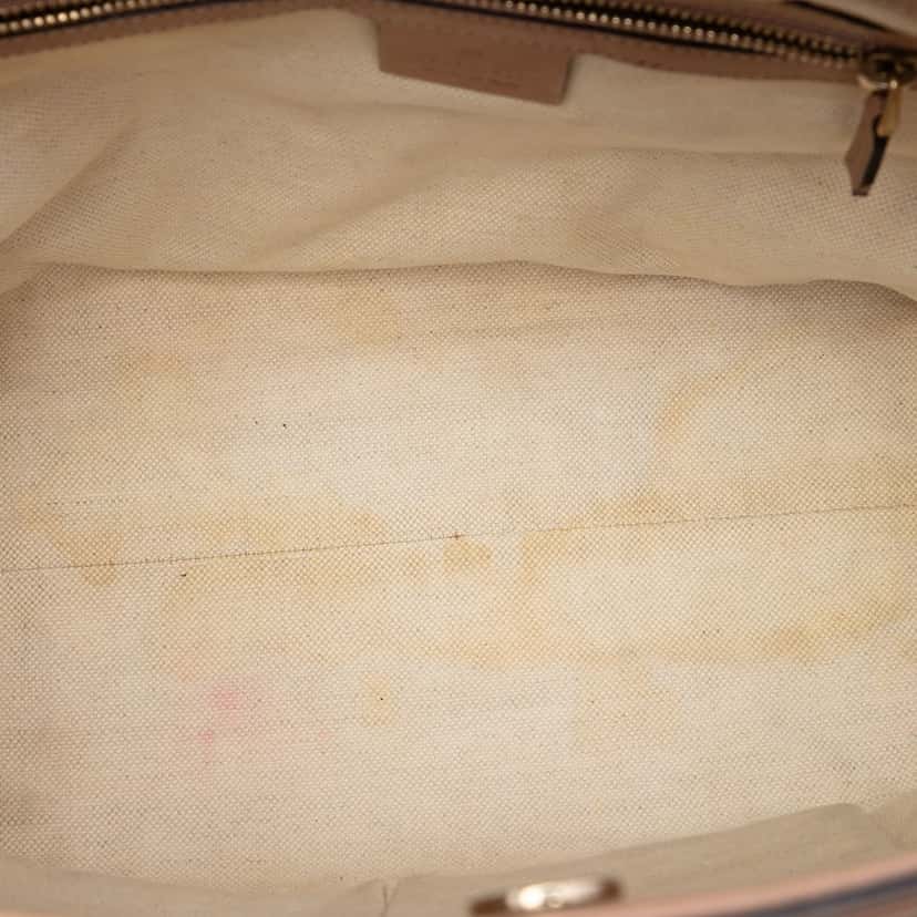 Gucci GG Canvas Mayfair Tote Beige Very good condition - Model View