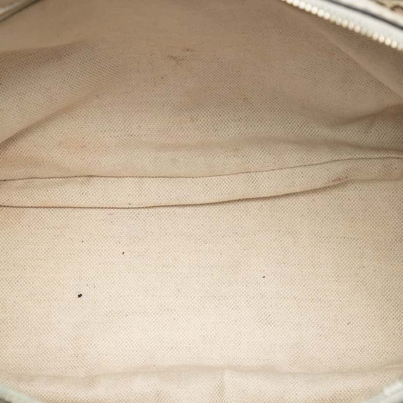 Gucci GG Canvas Sukey Satchel Beige Very good condition - Model View