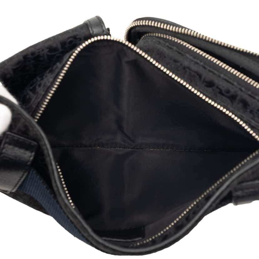 Dior Diorissimo Trotter Canvas Street Chic Belt Bag Black Very good condition - Model View