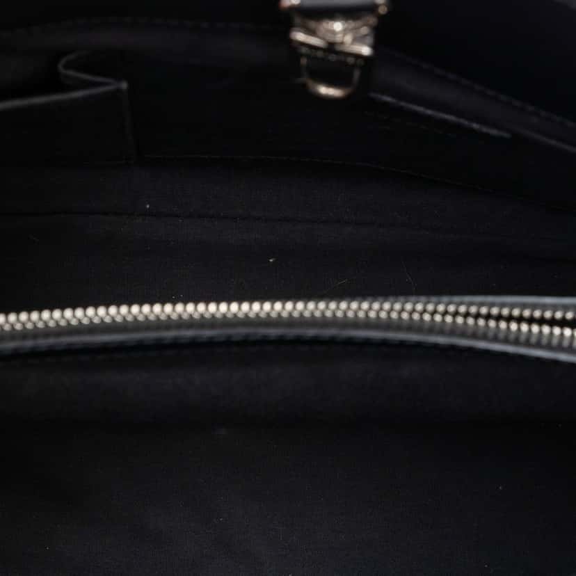 Louis Vuitton Epi Passy PM Black Leather Very good condition - Model View