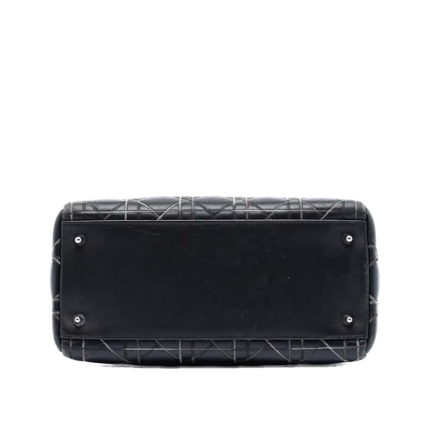 Dior Medium Lambskin Cannage Contrast Stitch Lady Dior Black Leather Very good condition - Inside View