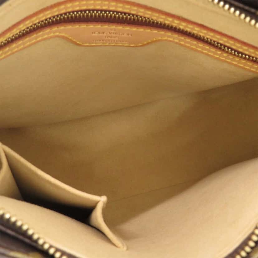Louis Vuitton Monogram Looping MM Brown Very good condition - Model View
