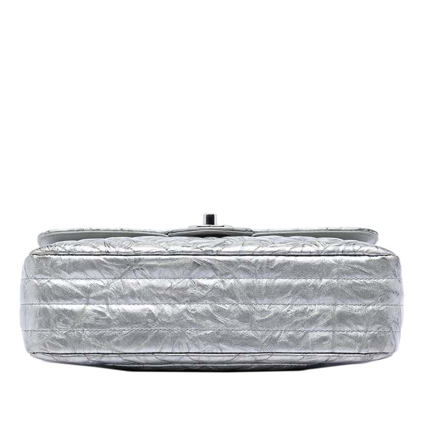 Chanel Small Classic Chevron Metallic Crumpled Calfskin Double Flap Silver Leather Very good condition - Inside View
