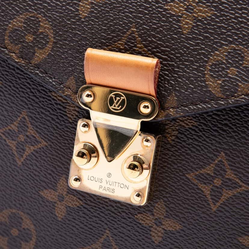 Louis Vuitton Monogram Pochette Metis Brown Very good condition - Box View