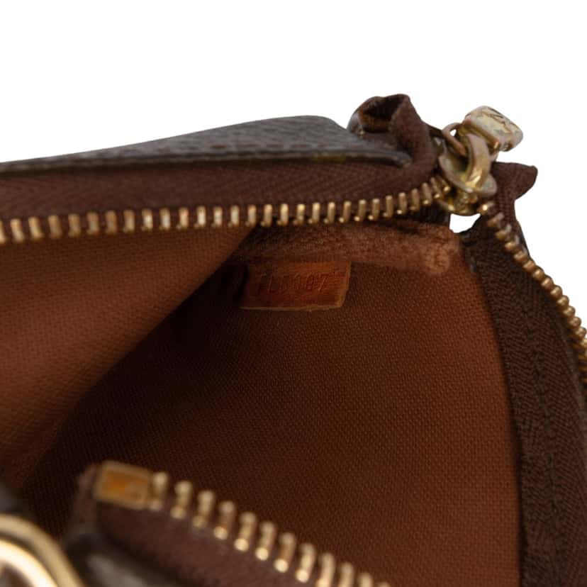 Louis Vuitton Monogram Mini Pochette Accessoires Brown Very good condition - Box View