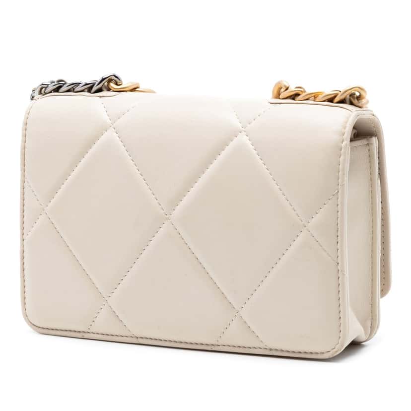 Chanel Quilted Lambskin 19 Wallet on Chain Brown Leather Very good condition - Back View