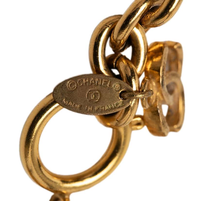 Chanel CC Gold Plated Cambon Medallion Necklace Gold Metal Very good condition - Inside View