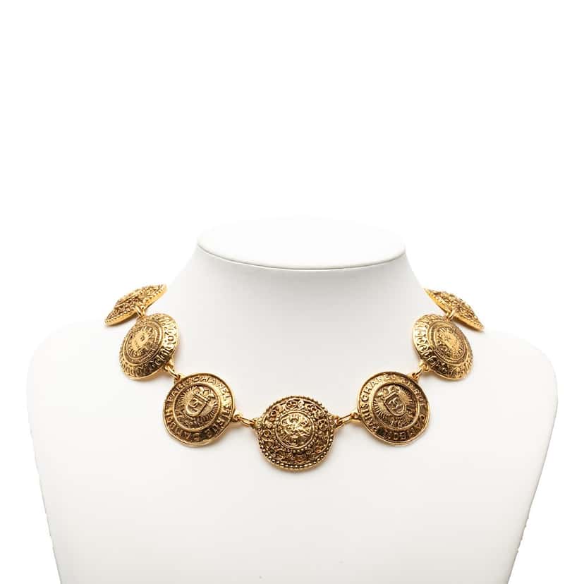 Chanel CC Gold Plated Cambon Medallion Necklace Gold Metal Very good condition - Box View